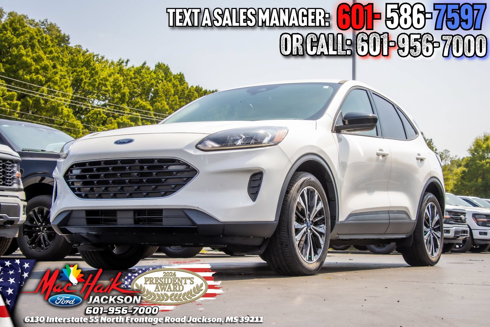 Certified 2022 Ford Escape SE w/ SE Sport Appearance Package AWD/4WD image 2