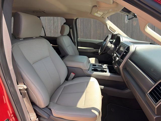 Certified 2020 Ford Expedition XLT w/ Cargo Package RWD image 11