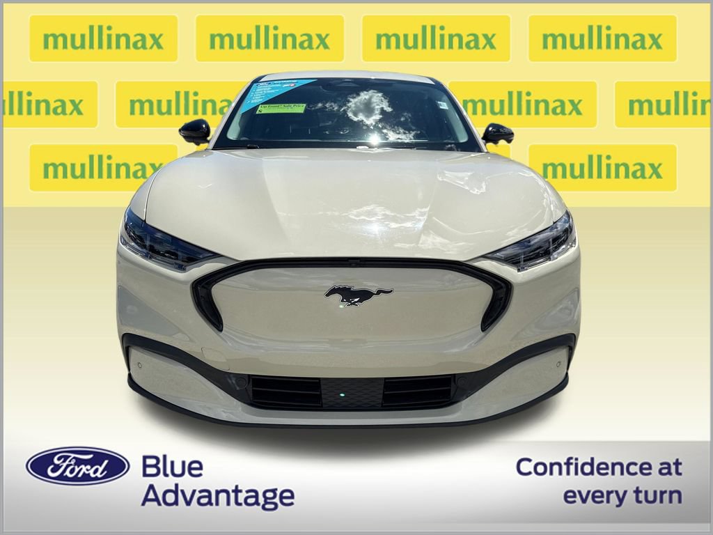 Certified 2025 Ford Mustang Mach-E Premium RWD image 11