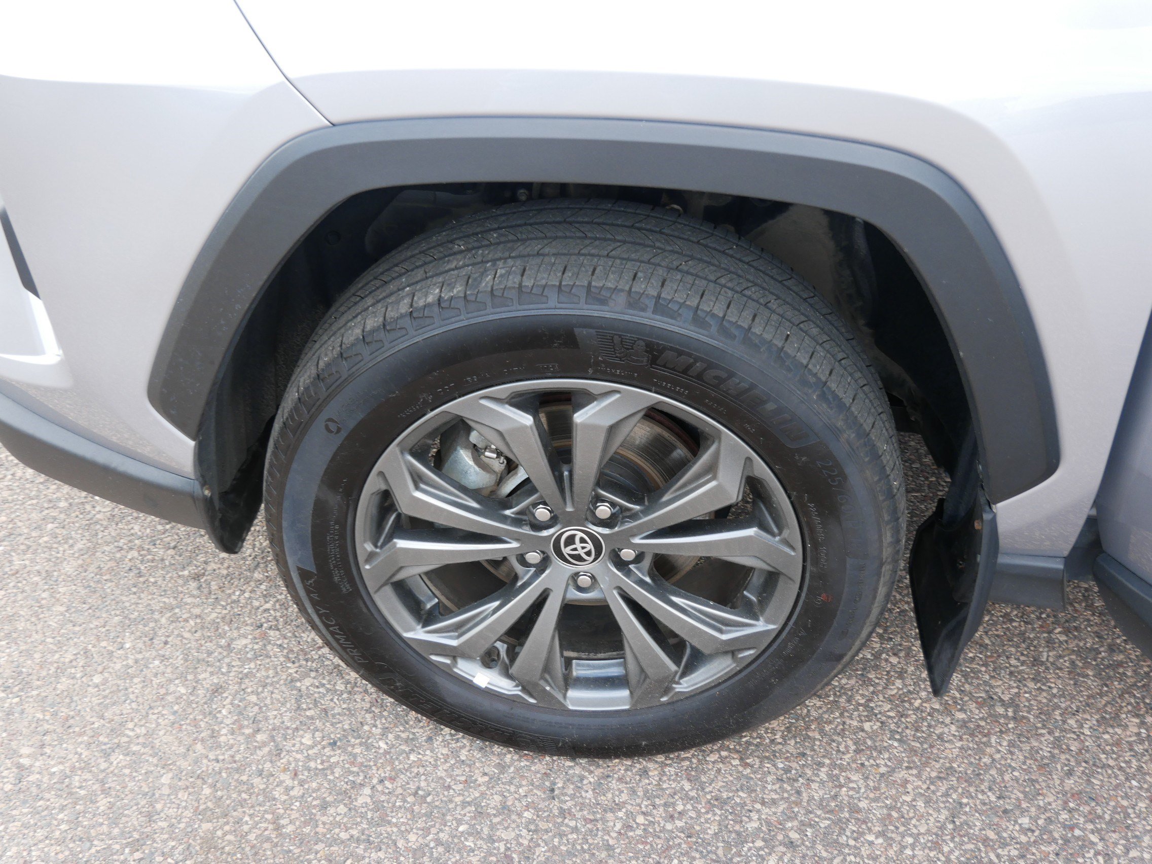 Used 2024 Toyota RAV4 XLE Premium w/ Weather Package AWD/4WD image 15