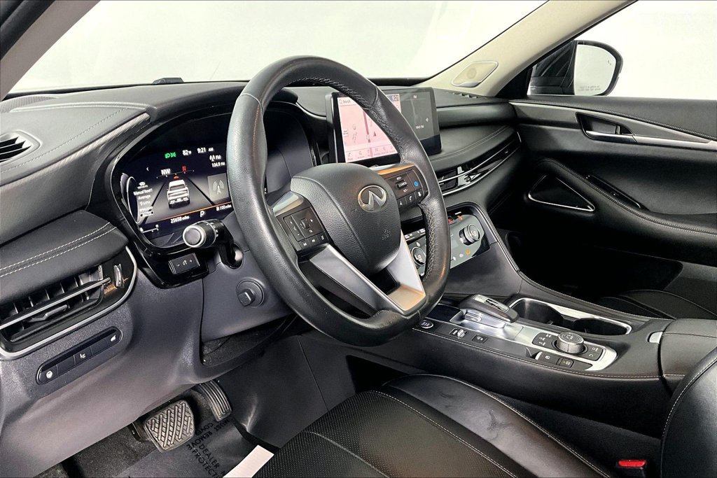 Used 2023 INFINITI QX60 Luxe w/ Vision Package AWD/4WD image 13