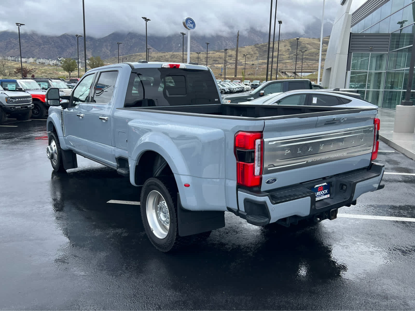 Certified 2024 Ford F450 Platinum w/ FX4 Off-Road Package AWD/4WD image 11