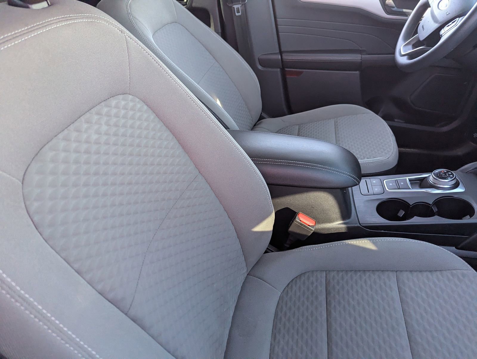 Certified 2022 Ford Escape SE image 11