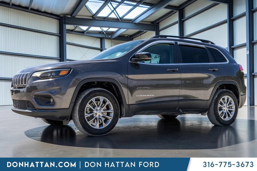 Used 2022 Jeep Cherokee Latitude Lux AWD/4WD image 2