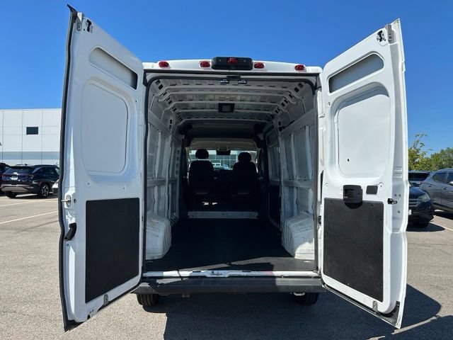 Used 2024 RAM ProMaster 2500 w/ Convenience Group FWD image 11