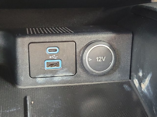 Certified 2021 Ford Escape SEL FWD image 25