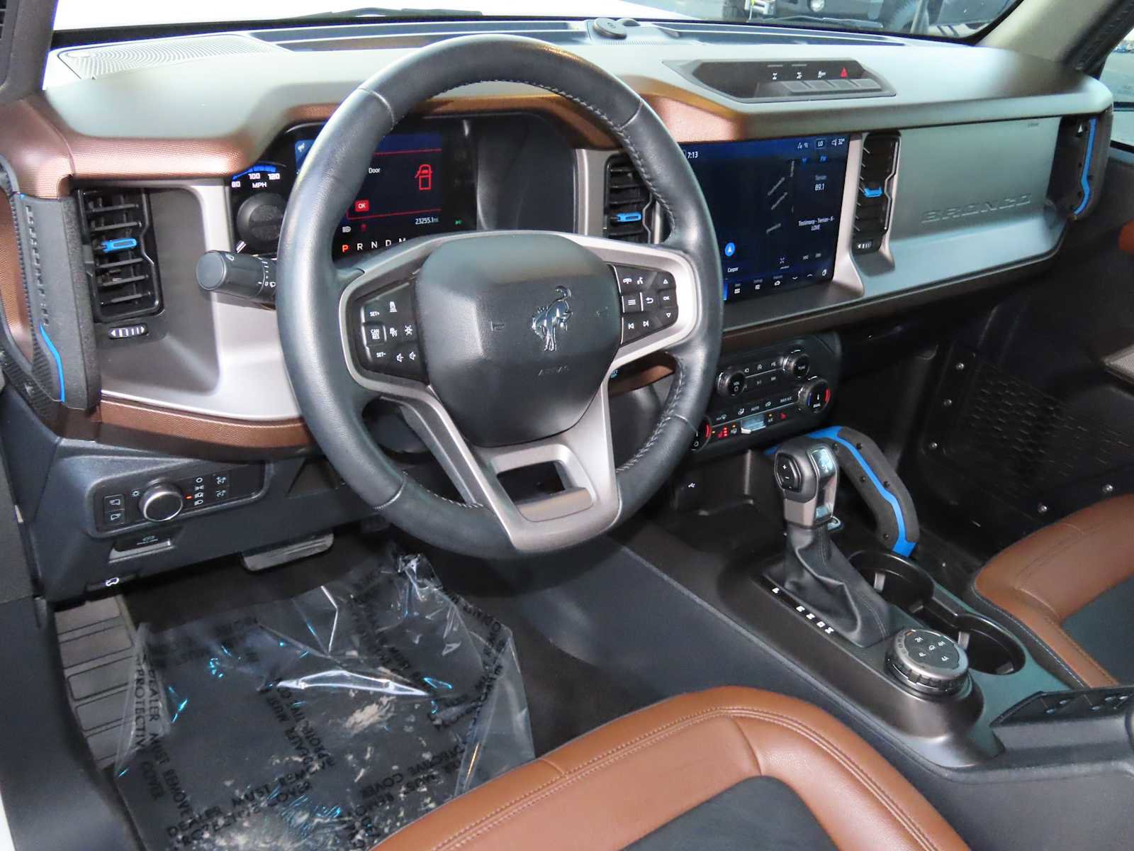 Certified 2022 Ford Bronco Outer Banks image 2