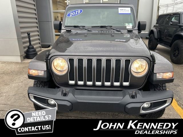 Used 2019 Jeep Wrangler Unlimited Sahara AWD/4WD image 4