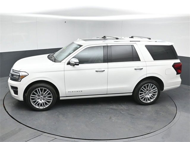 Certified 2022 Ford Expedition Platinum image 8