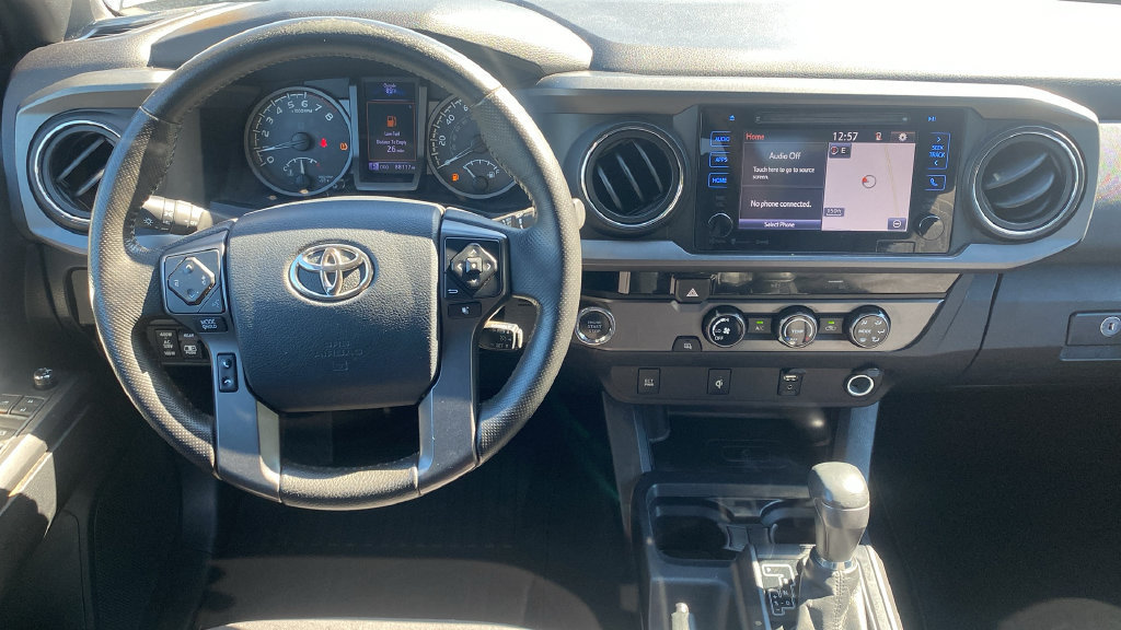 Used 2017 Toyota Tacoma TRD Off-Road w/ Tow Package RWD image 21