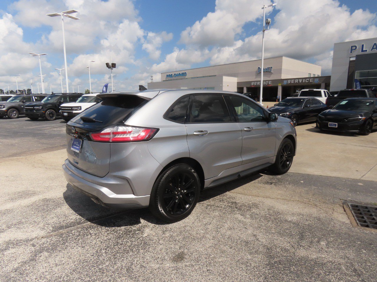 Certified 2023 Ford Edge ST-Line AWD/4WD image 9