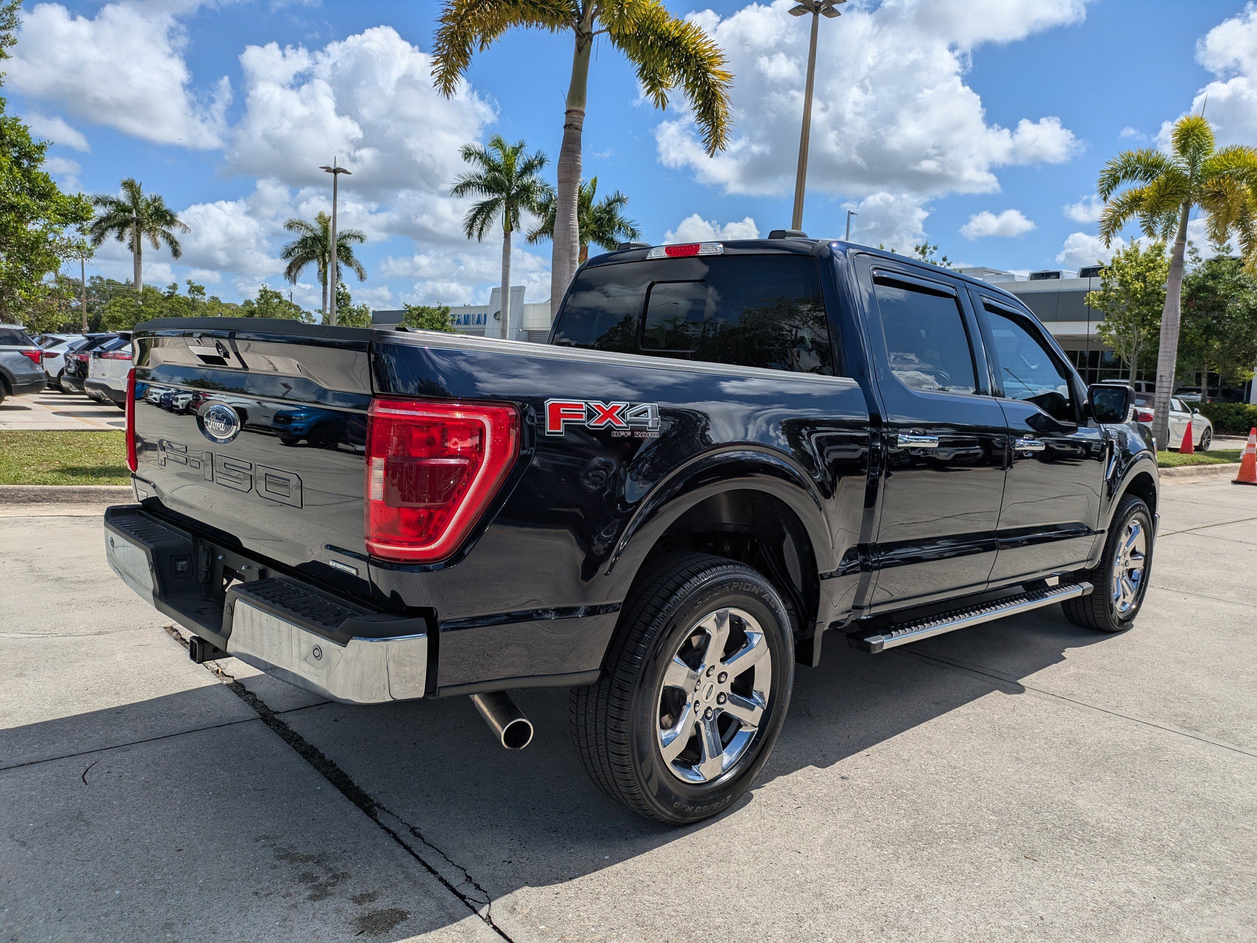 Certified 2022 Ford F150 XLT w/ Equipment Group 302A High AWD/4WD image 4