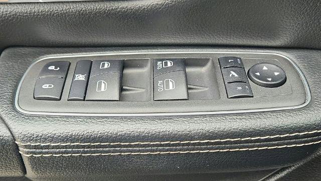 Used 2024 RAM 1500 Laramie image 25