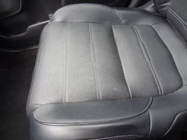 Used 2018 Honda CR-V Touring image 29