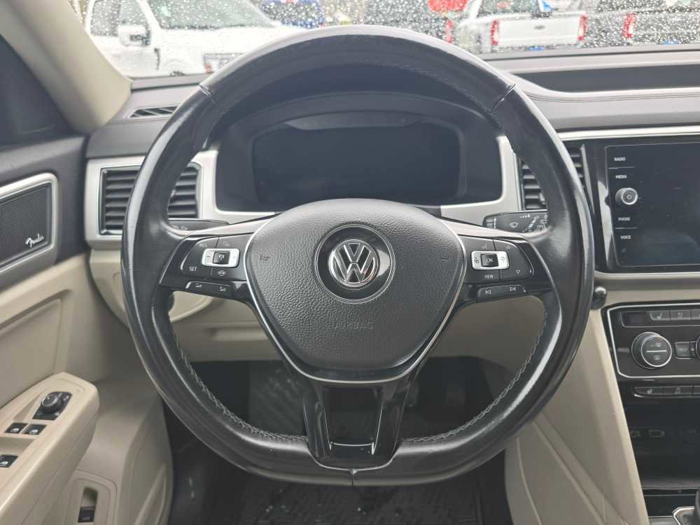 Used 2019 Volkswagen Atlas SEL Premium image 11