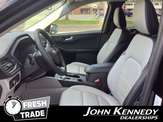 Certified 2023 Ford Escape Platinum AWD/4WD image 10