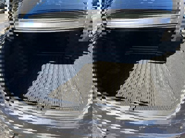 Used 2023 Toyota Crown Limited image 9