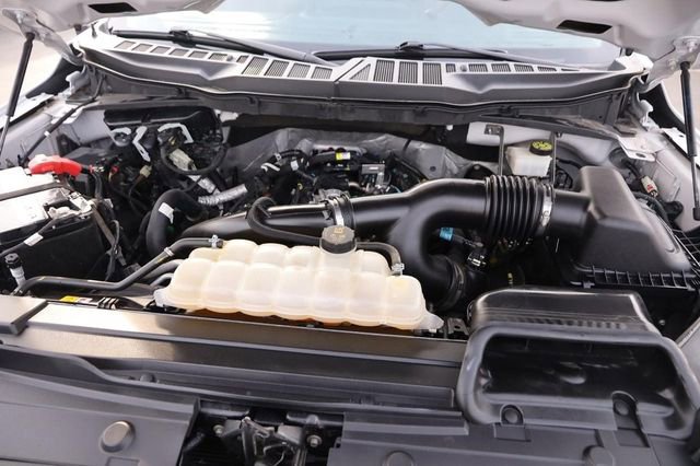 Certified 2021 Ford F150 XLT w/ Equipment Group 302A High image 27