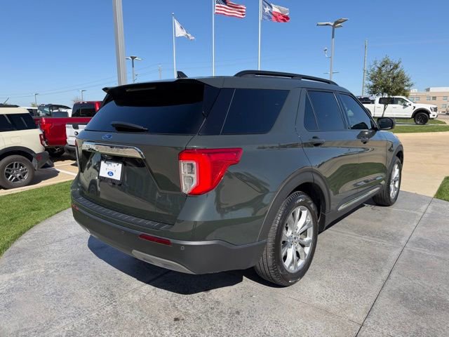 Certified 2022 Ford Explorer XLT w/ Equipment Group 202A image 6