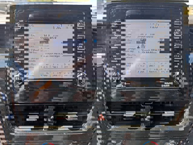 Used 2024 Toyota Camry SE image 13