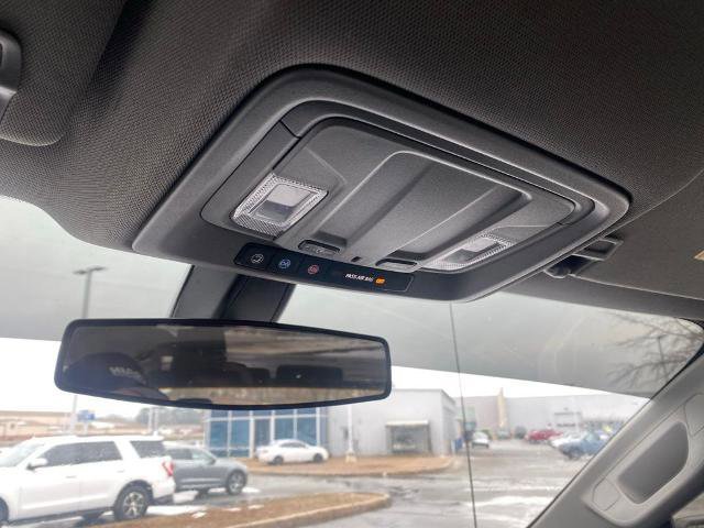 Used 2022 Chevrolet Silverado 1500 RST image 23