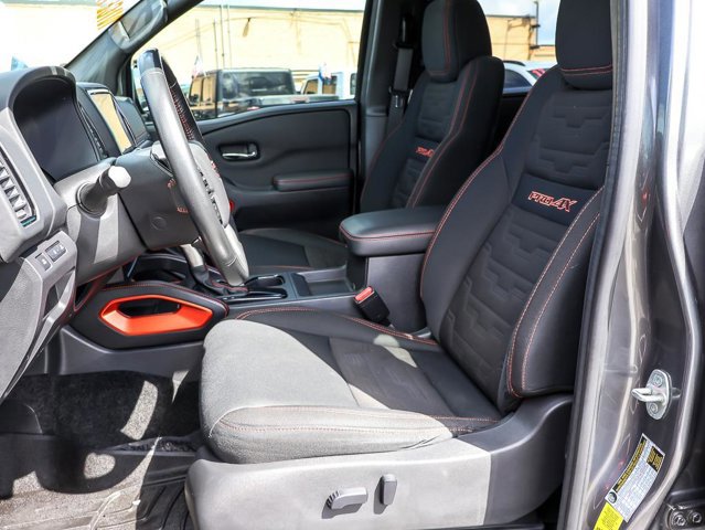 Used 2022 Nissan Frontier PRO-4X w/ Technology Package AWD/4WD image 11
