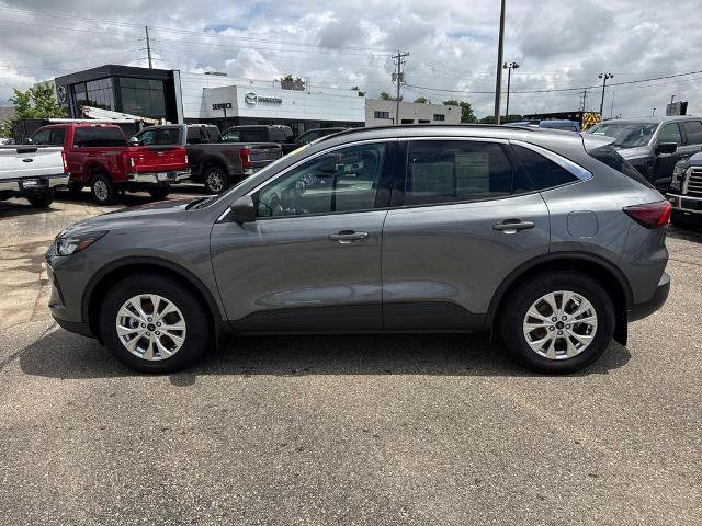 Certified 2024 Ford Escape Active w/ Tech Pack #1 AWD/4WD image 3