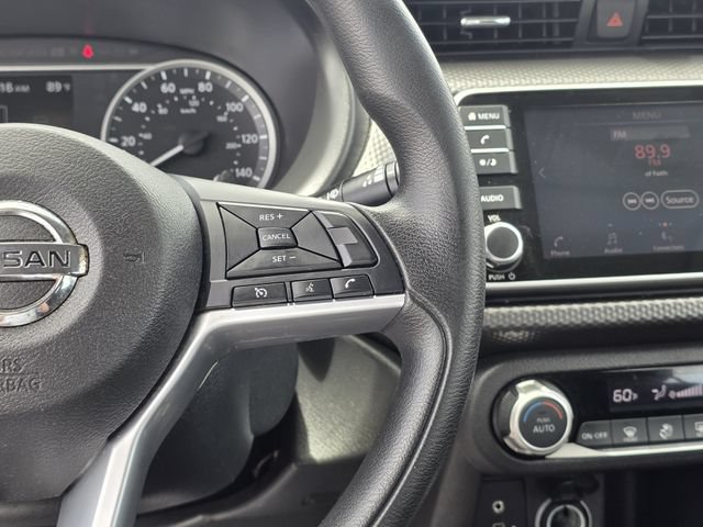 Used 2018 Nissan Kicks SV FWD image 24