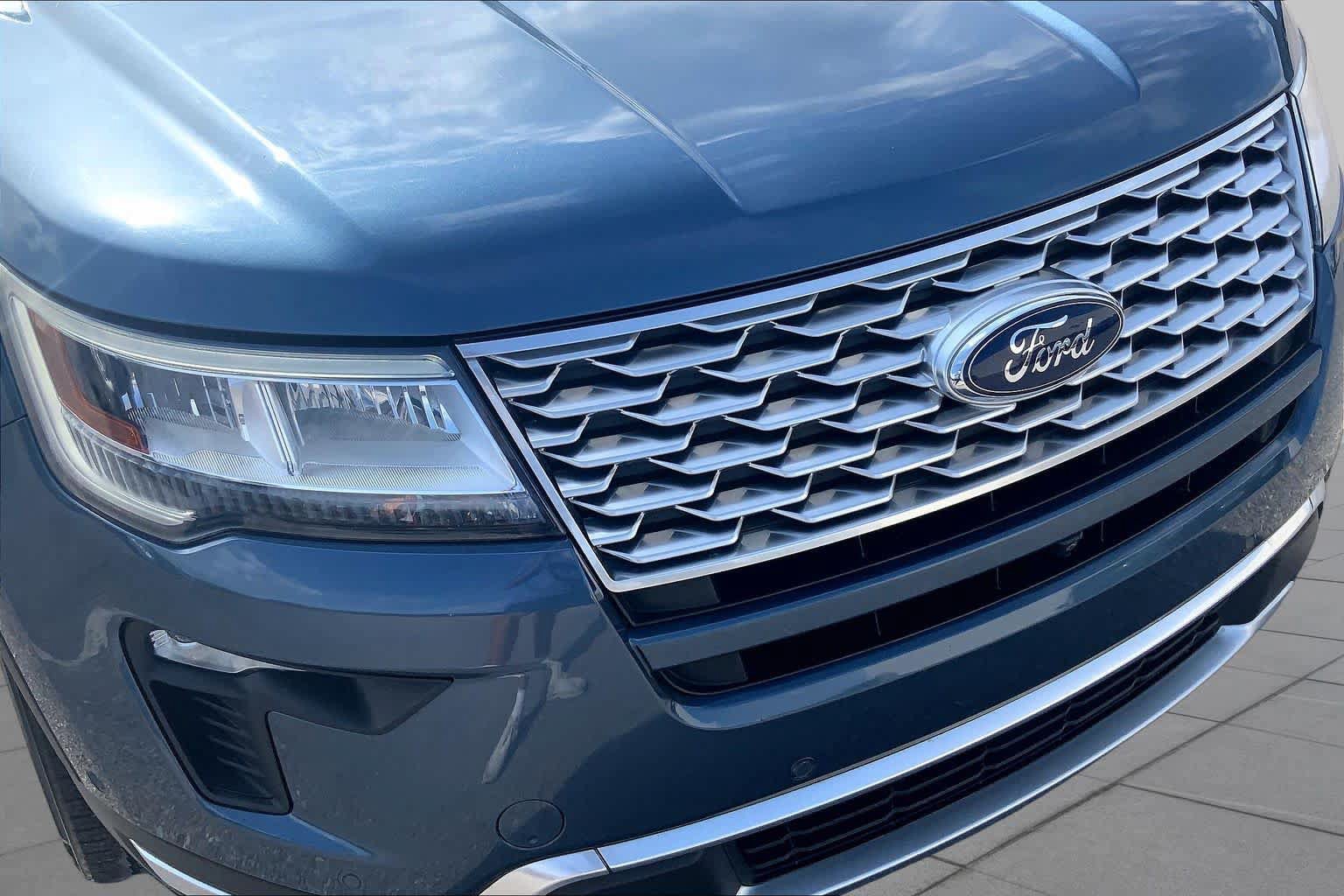 Certified 2018 Ford Explorer Platinum AWD/4WD image 29
