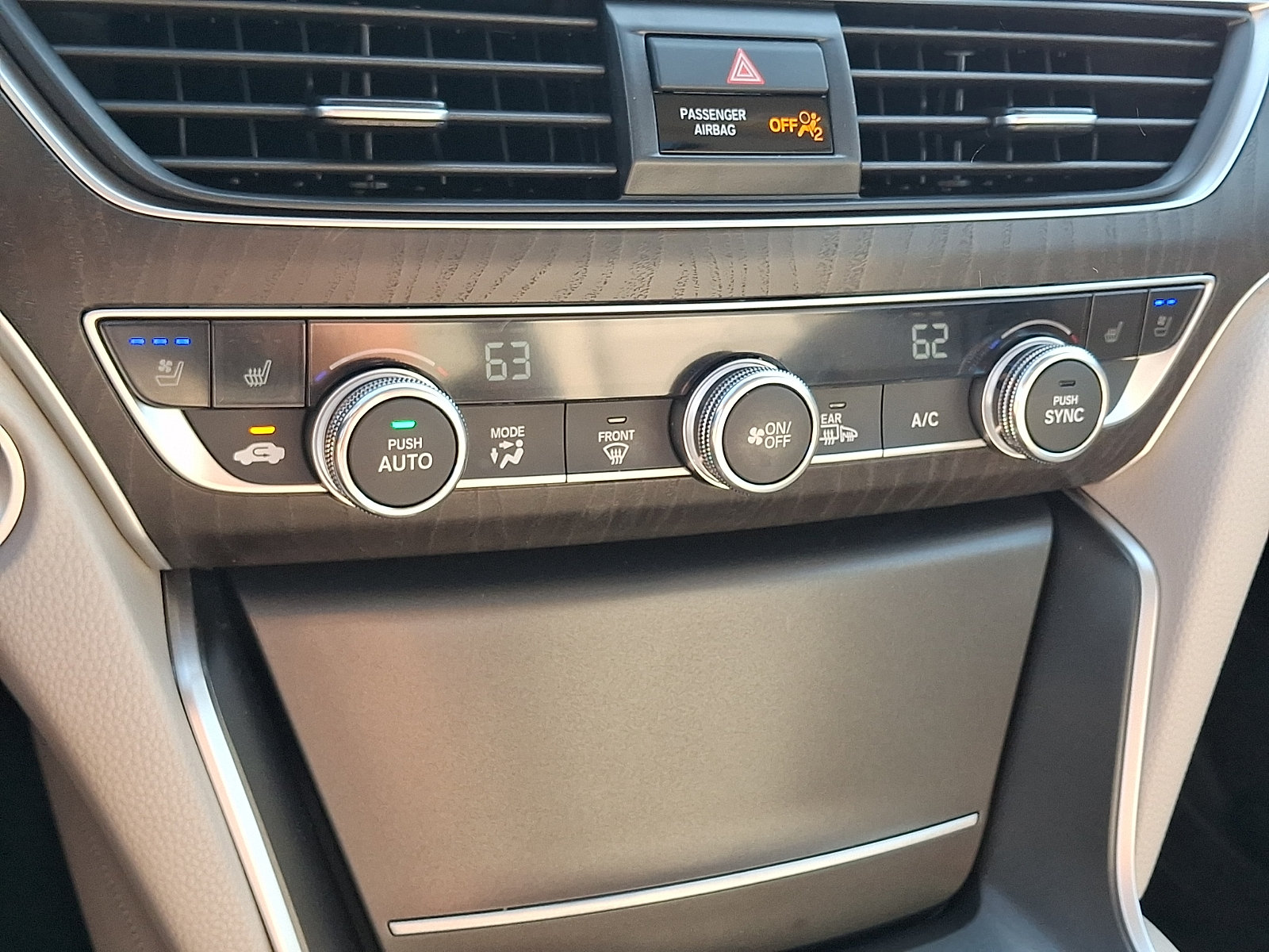 Used 2022 Honda Accord Touring image 19
