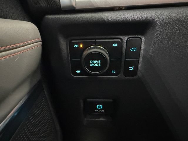 Certified 2025 Ford Expedition Active AWD/4WD image 16