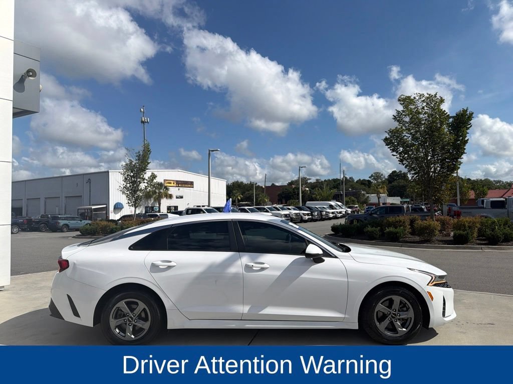 Used 2022 Kia K5 LXS FWD image 11