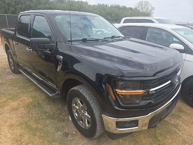 Certified 2024 Ford F150 XLT w/ Mobile Office Package AWD/4WD image 4