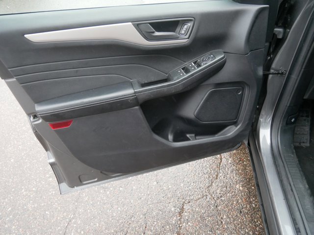 Certified 2022 Ford Escape SE w/ SE Sport Appearance Package image 12