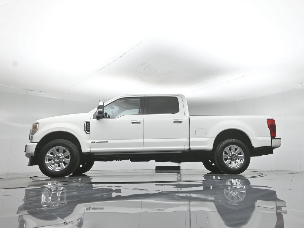 Certified 2022 Ford F250 Platinum w/ FX4 Off-Road Package AWD/4WD image 8