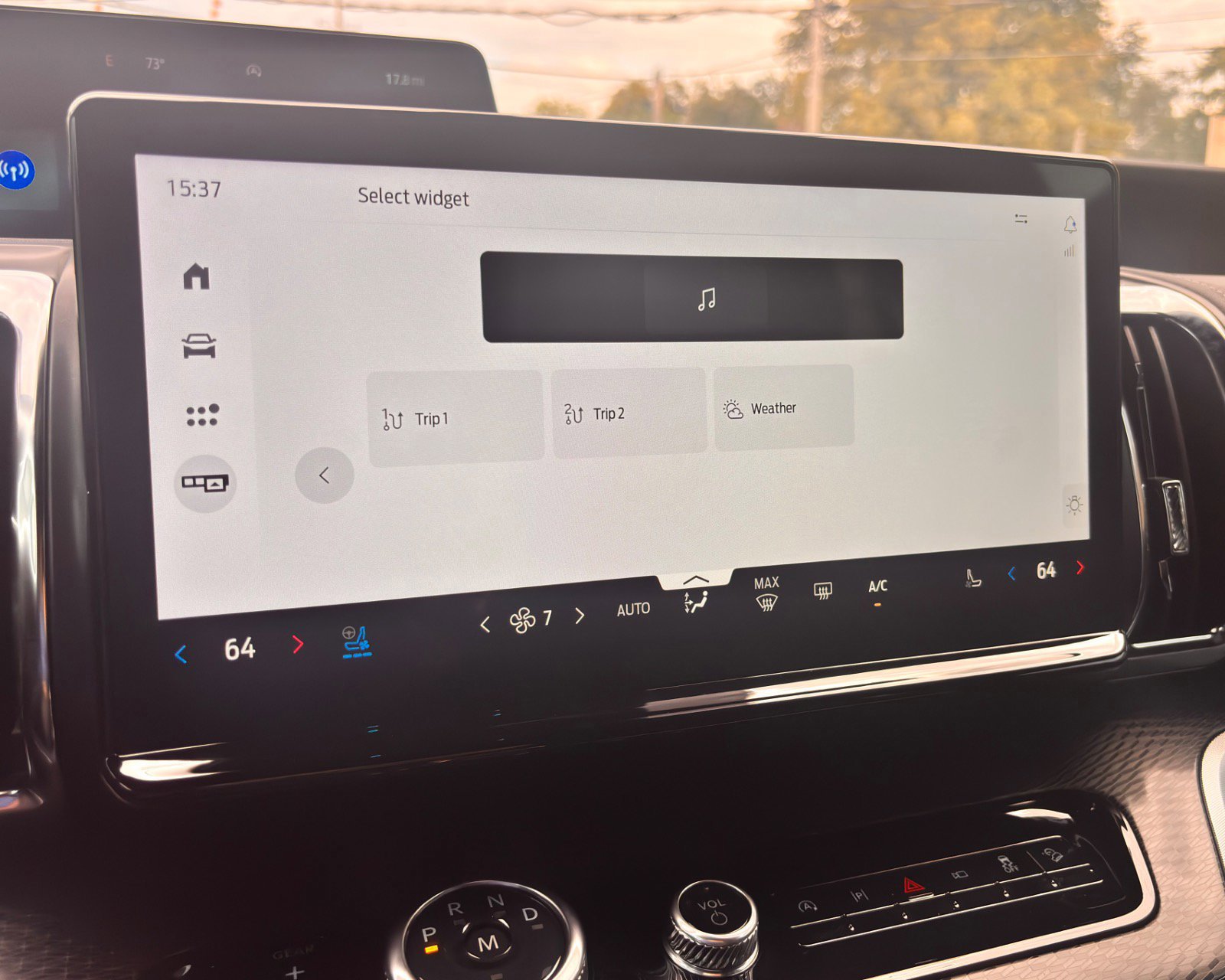 Certified 2025 Ford Expedition Platinum w/ Stealth Appearance Package image 53