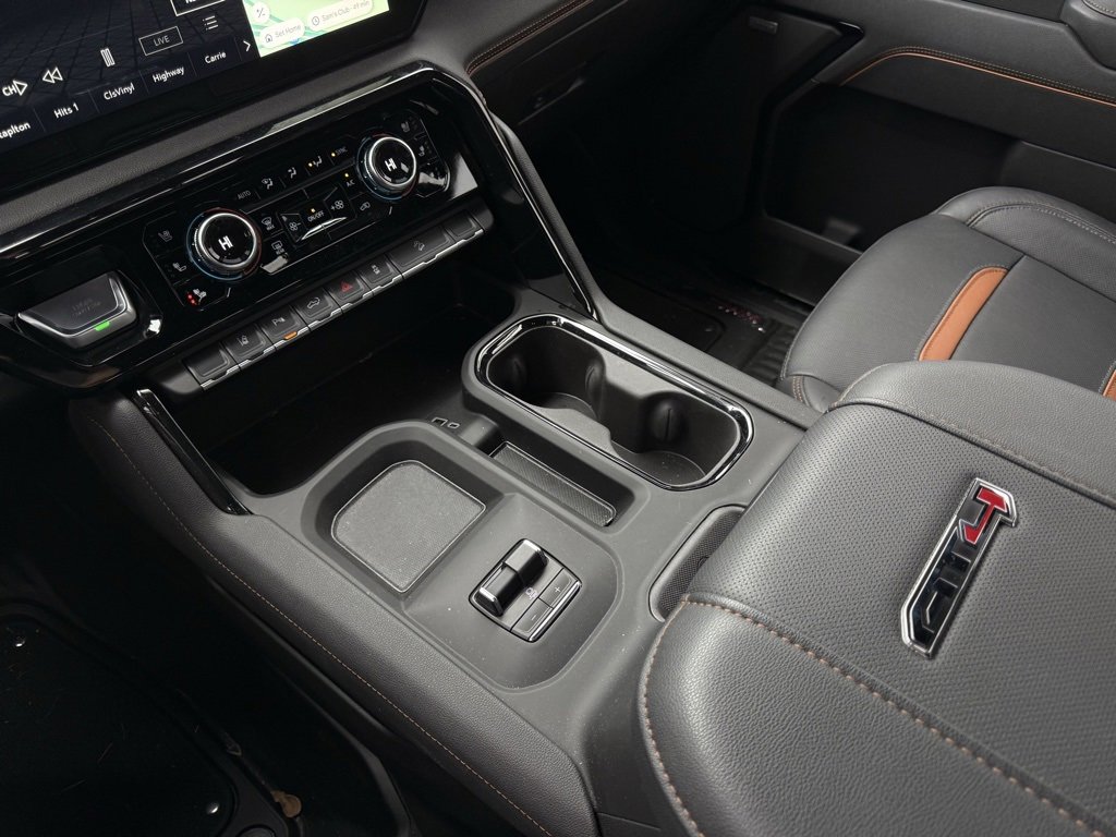 Used 2025 GMC Sierra 2500 AT4 w/ AT4 Preferred Package image 20
