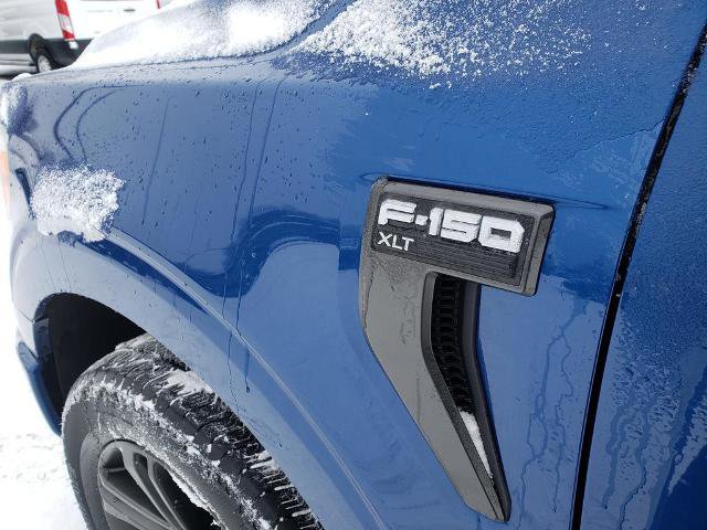 Certified 2022 Ford F150 XLT w/ Equipment Group 302A High image 10