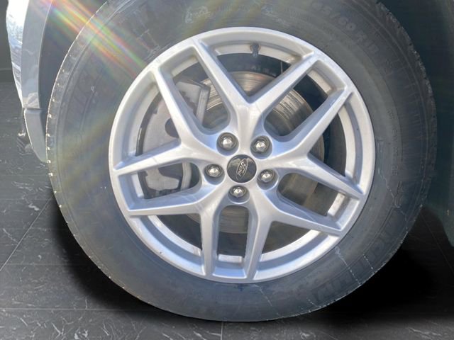 Certified 2024 Ford Edge SEL image 30