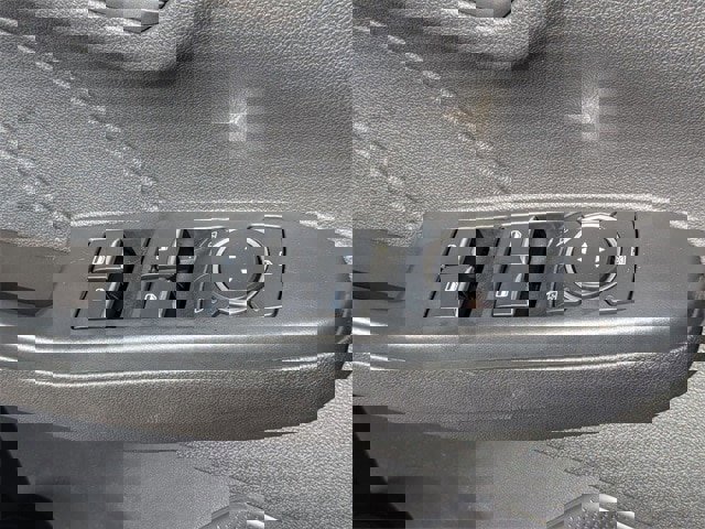 Certified 2025 Ford Escape Active image 15