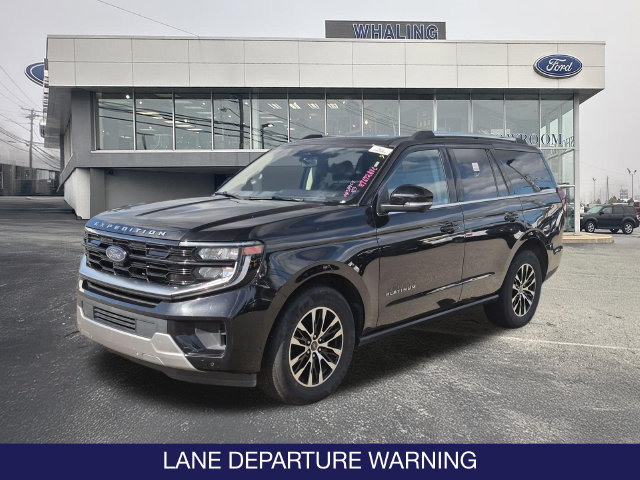 Certified 2025 Ford Expedition Platinum AWD/4WD image 3