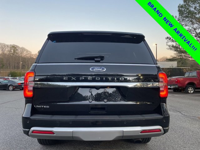 Certified 2023 Ford Expedition Limited image 3