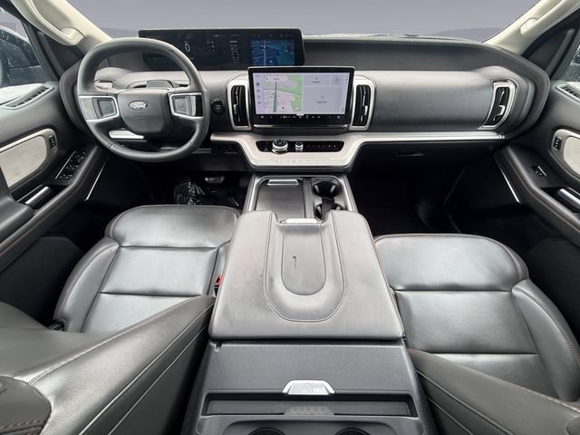 Certified 2025 Ford Expedition Active AWD/4WD image 12