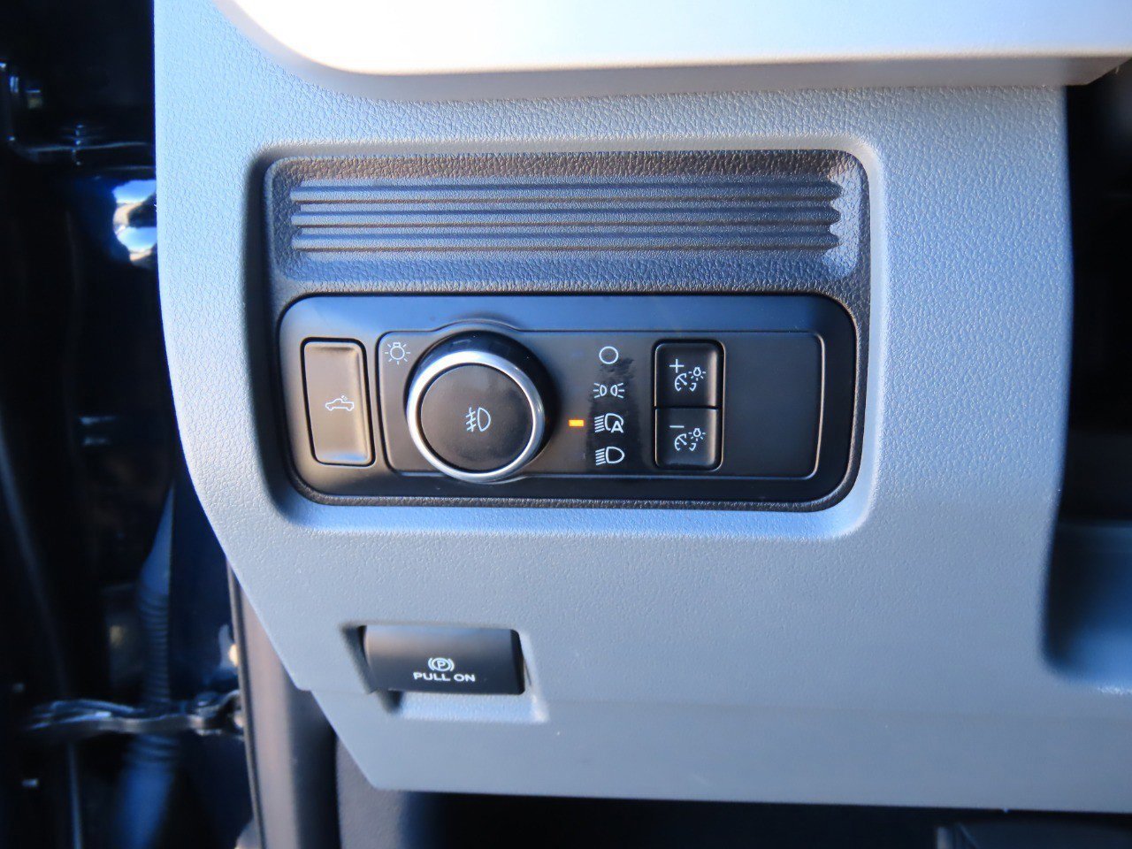 Certified 2024 Ford F250 XL w/ STX Appearance Package image 22