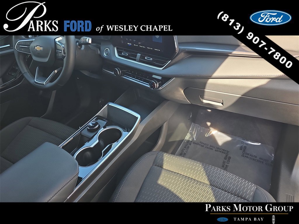 Used 2026 Chevrolet Equinox LT image 9