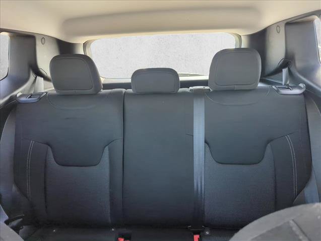 Used 2020 Jeep Renegade Sport FWD image 22