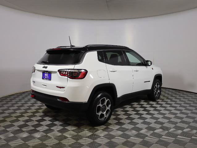 Used 2022 Jeep Compass Trailhawk AWD/4WD image 6
