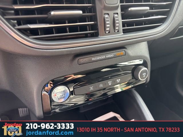 Certified 2023 Ford Escape Active w/ Tech Pack #1 AWD/4WD image 17