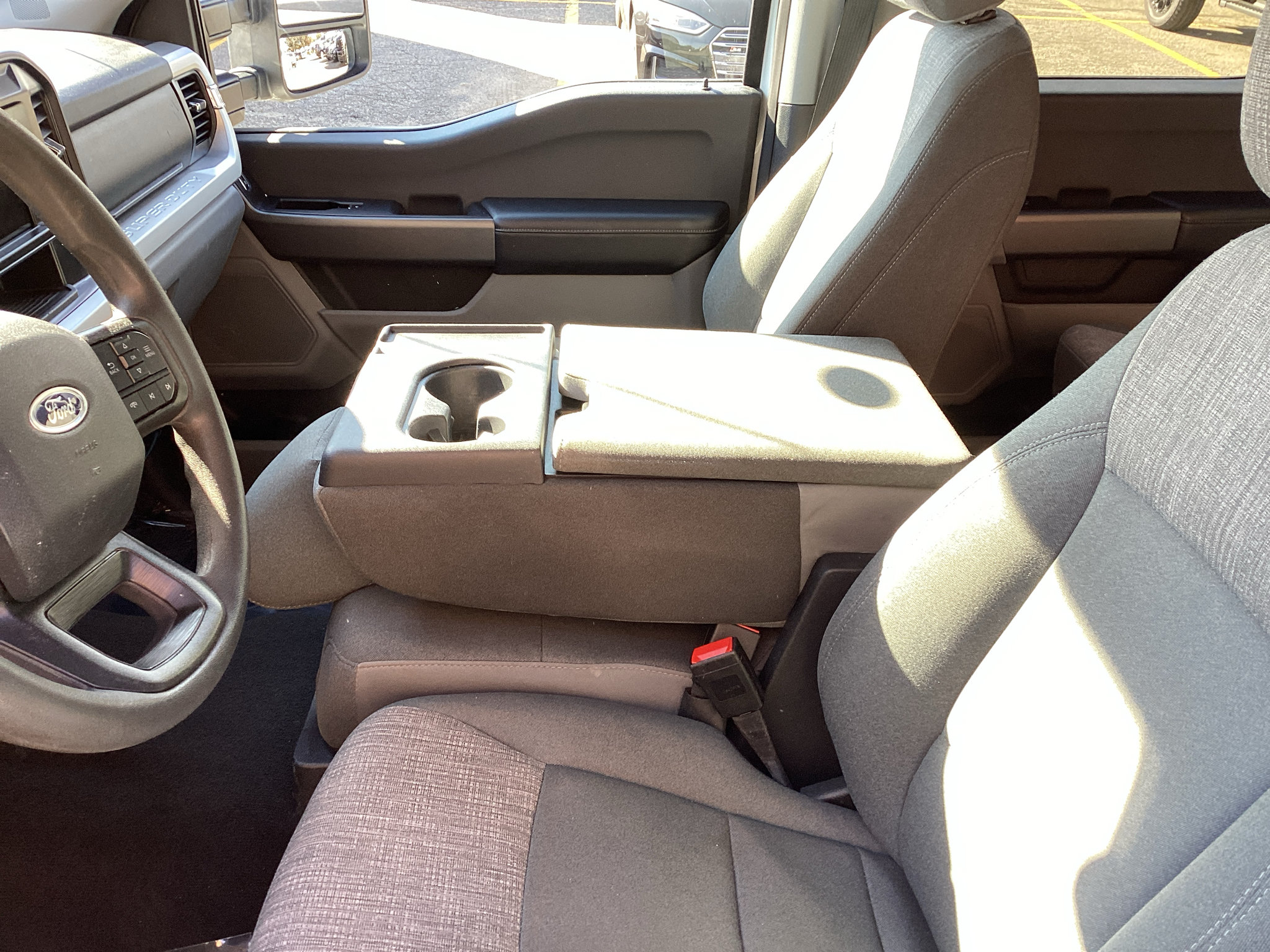 Certified 2025 Ford F250 XLT AWD/4WD image 16