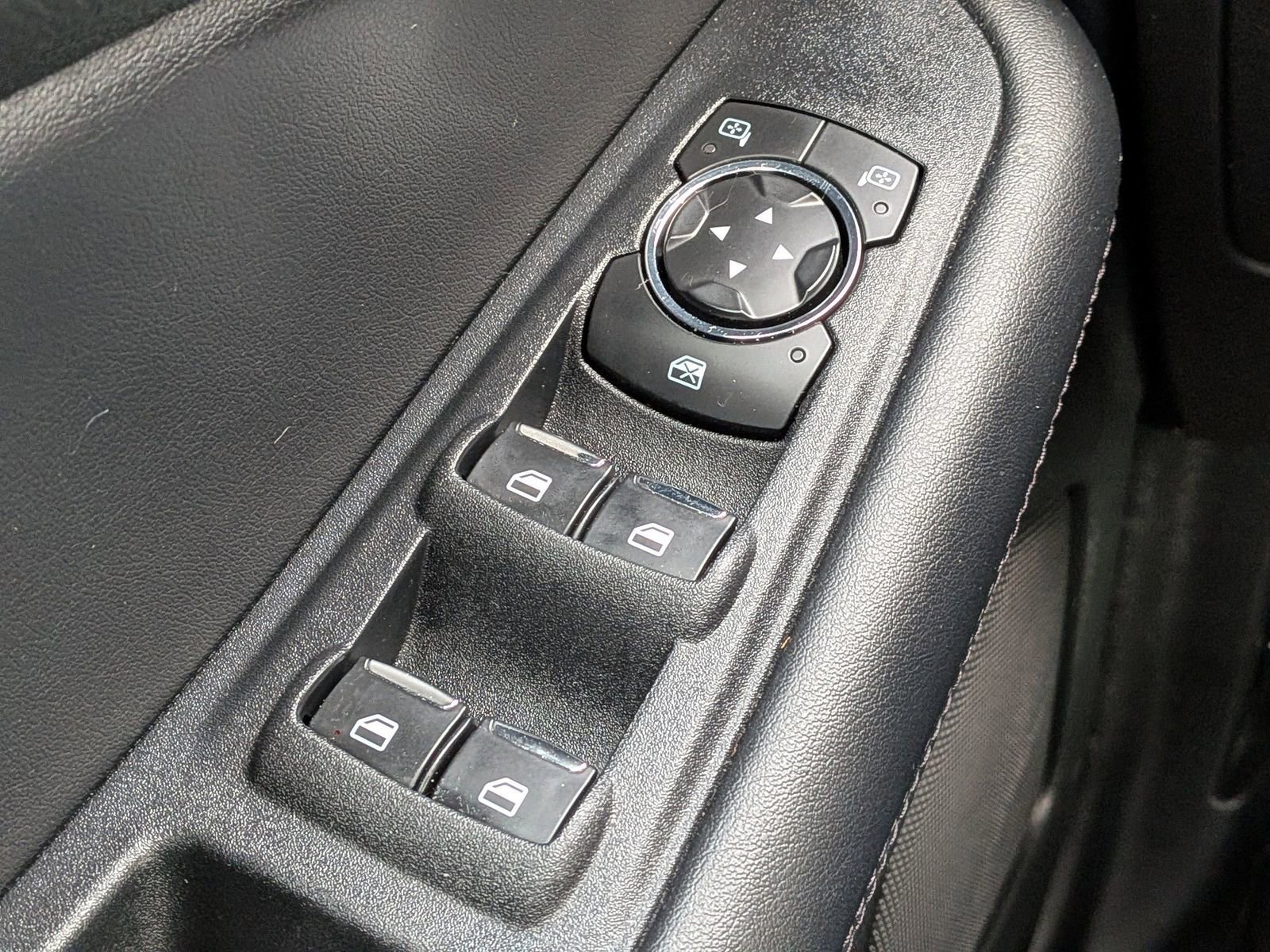 Certified 2024 Ford Edge SEL w/ Convenience Package image 28